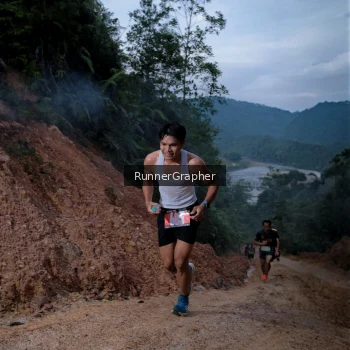 Runner Photo 2143579