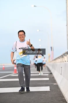 Runner Photo 2143591