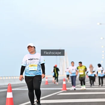 Runner Photo 2143610