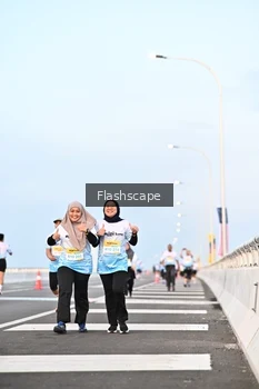 Runner Photo 2143623