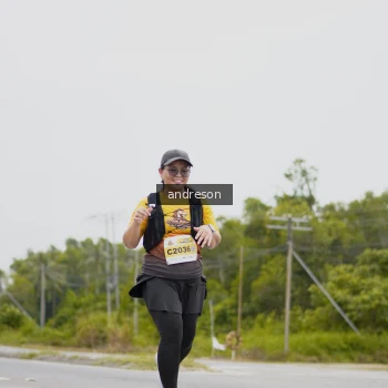 Runner Photo 2143636