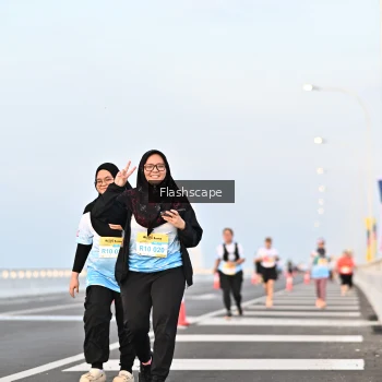 Runner Photo 2143936