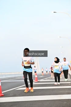 Runner Photo 2143967