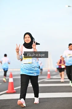 Runner Photo 2143969