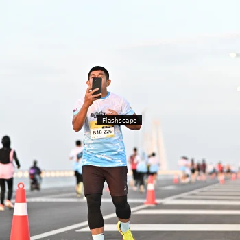 Runner Photo 2144310