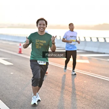 Runner Photo 2144360