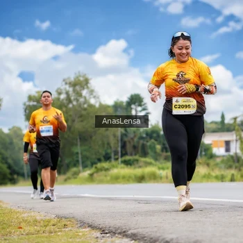 Runner Photo 2144404