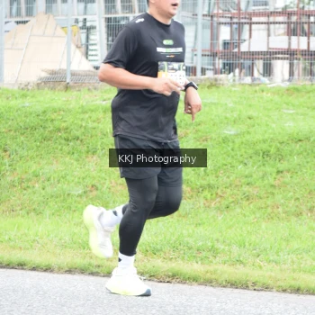 Runner Photo 2144459