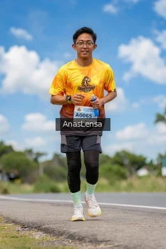 Runner Photo 2144495
