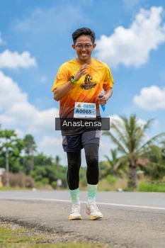 Runner Photo 2144500