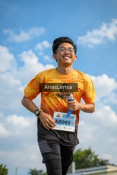 Runner Photo 2144515