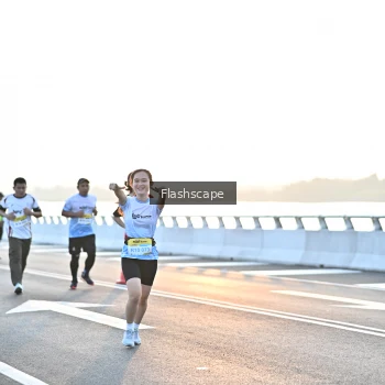Runner Photo 2144525