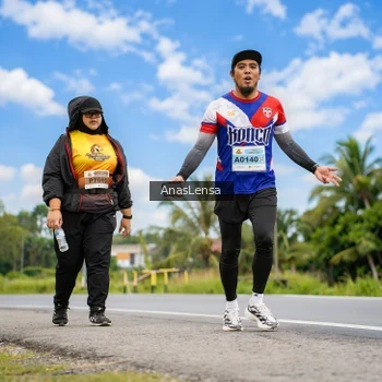Runner Photo 2144598