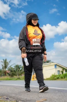 Runner Photo 2144626