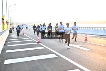 Runner Photo 2144864
