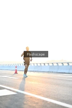 Runner Photo 2144943