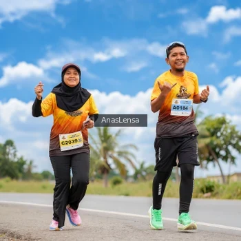 Runner Photo 2145014