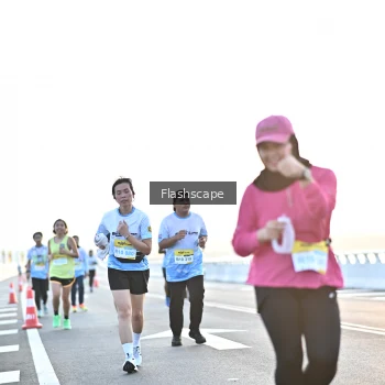 Runner Photo 2145123