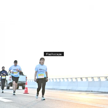 Runner Photo 2145339