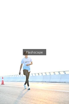 Runner Photo 2145435