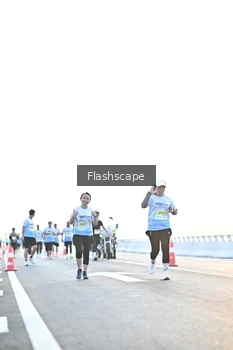 Runner Photo 2145510
