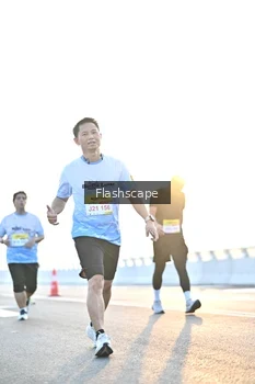 Runner Photo 2145591