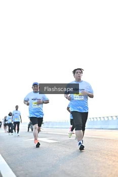 Runner Photo 2145609