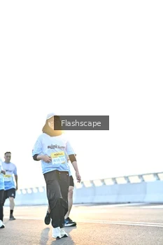Runner Photo 2145676