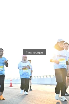 Runner Photo 2145679