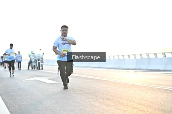 Runner Photo 2145764