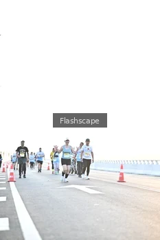Runner Photo 2145793