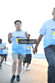 Runner Photo 2145852