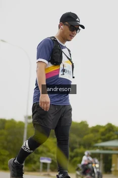 Runner Photo 2145867