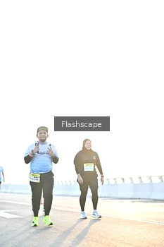 Runner Photo 2146006