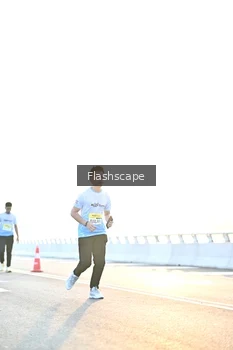 Runner Photo 2146040