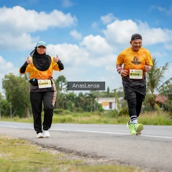 Runner Photo 2146231
