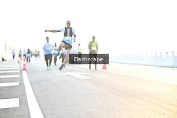 Runner Photo 2146345