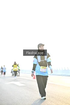 Runner Photo 2146406