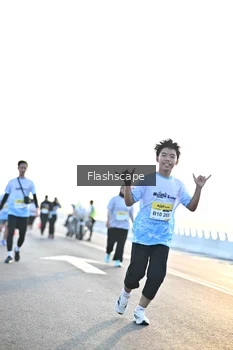 Runner Photo 2146445