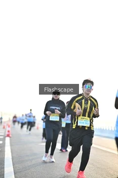 Runner Photo 2146492