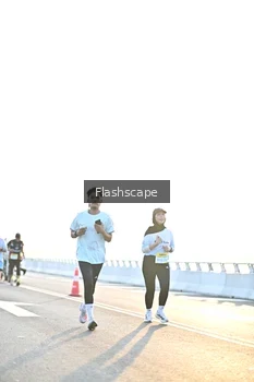 Runner Photo 2146584