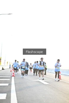 Runner Photo 2146674