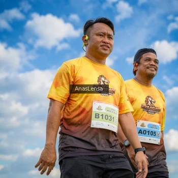 Runner Photo 2146706