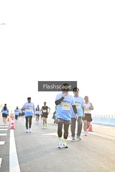 Runner Photo 2146743