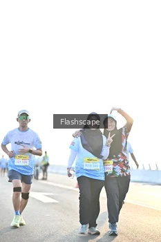 Runner Photo 2146911