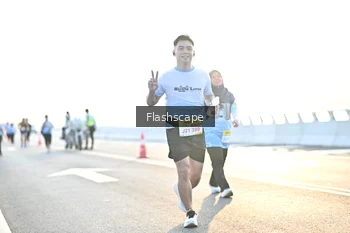 Runner Photo 2147140