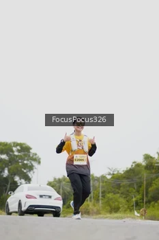 Runner Photo 2147374