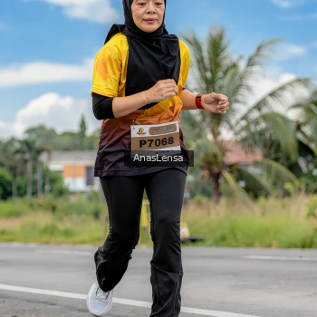 Runner Photo 2147429