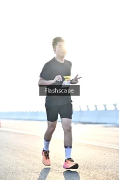 Runner Photo 2147479