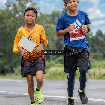 Runner Photo 2147509